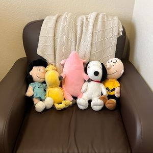 Charlie Brown Plush Set